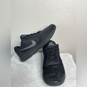 Nike Women’s Revolution 3 Running Women- Sz 10